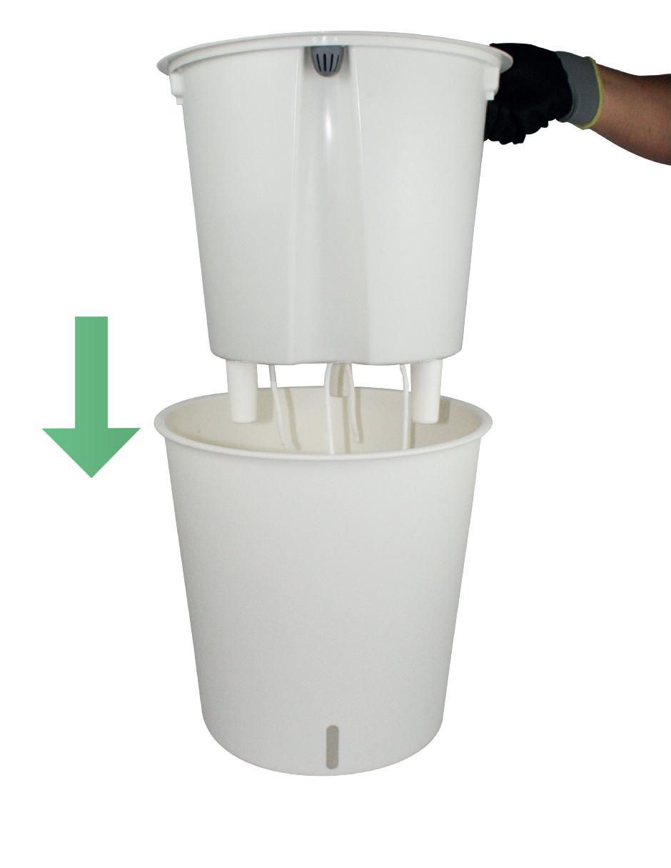 Maceta Tejida Grande (Cocula) de plástico con sistema automático de riego 3
